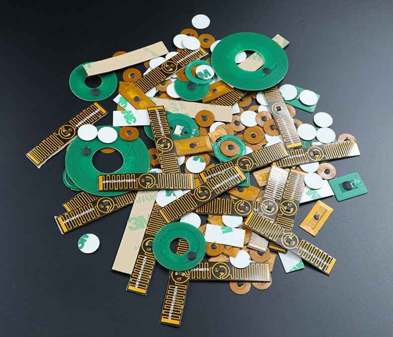 RFID Tag for Electronic Devices 15 RFID Tag for Electronic Devices 15
